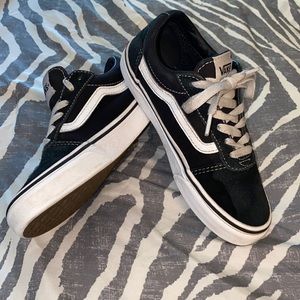 Vans Old Skool Skate Shoe —low top; 2 available!